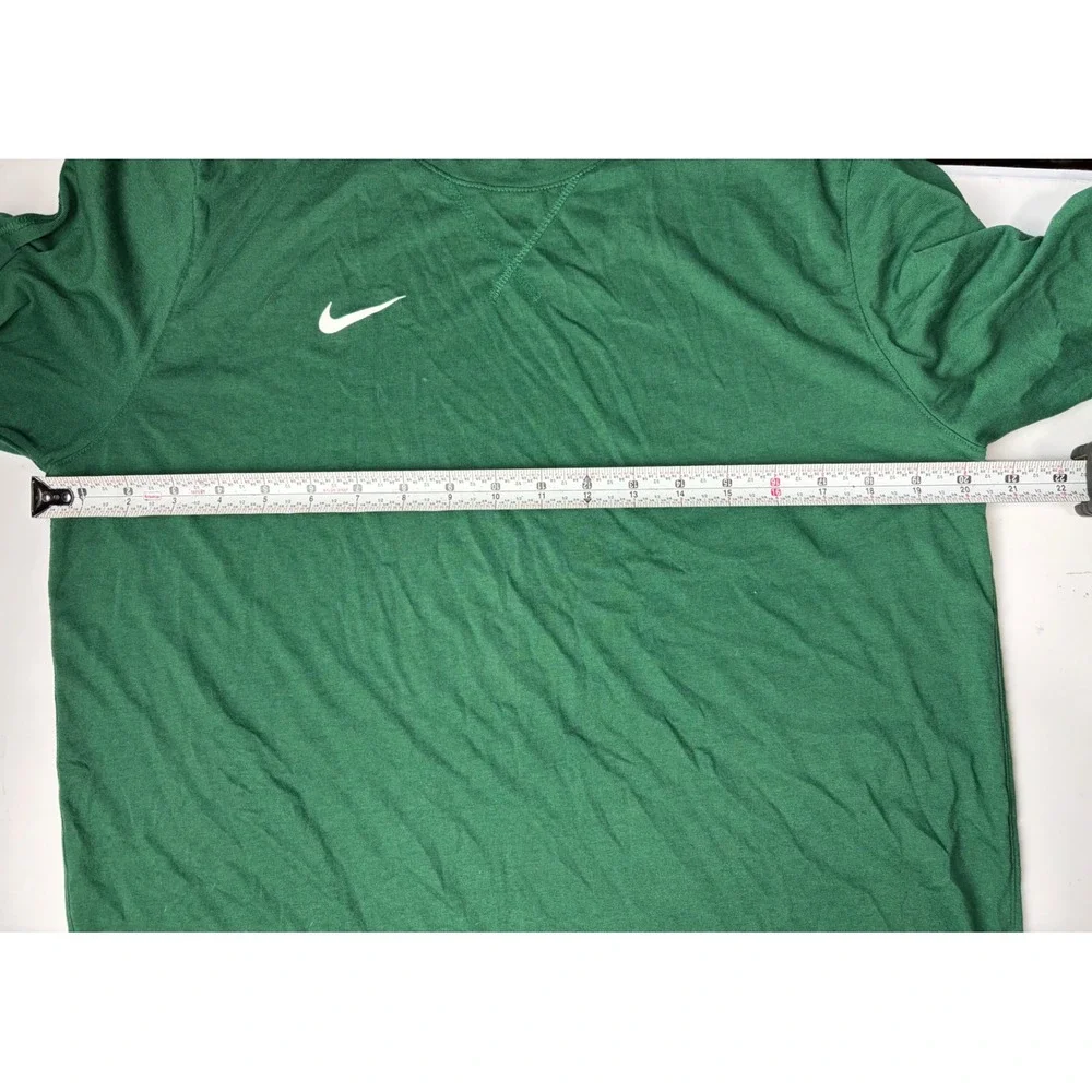 Nike Dri-FIT Mens Long Sleeve Shirt Green Crew Neck Swoosh Logo Training Top M